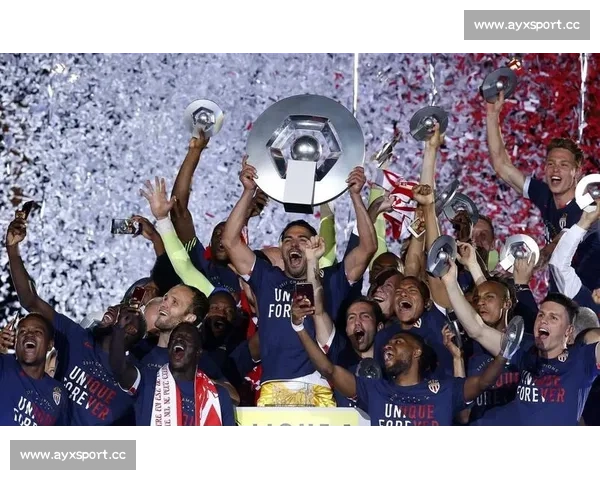 青春风暴席卷法甲，年轻的他们能否捧起冠军奖杯
